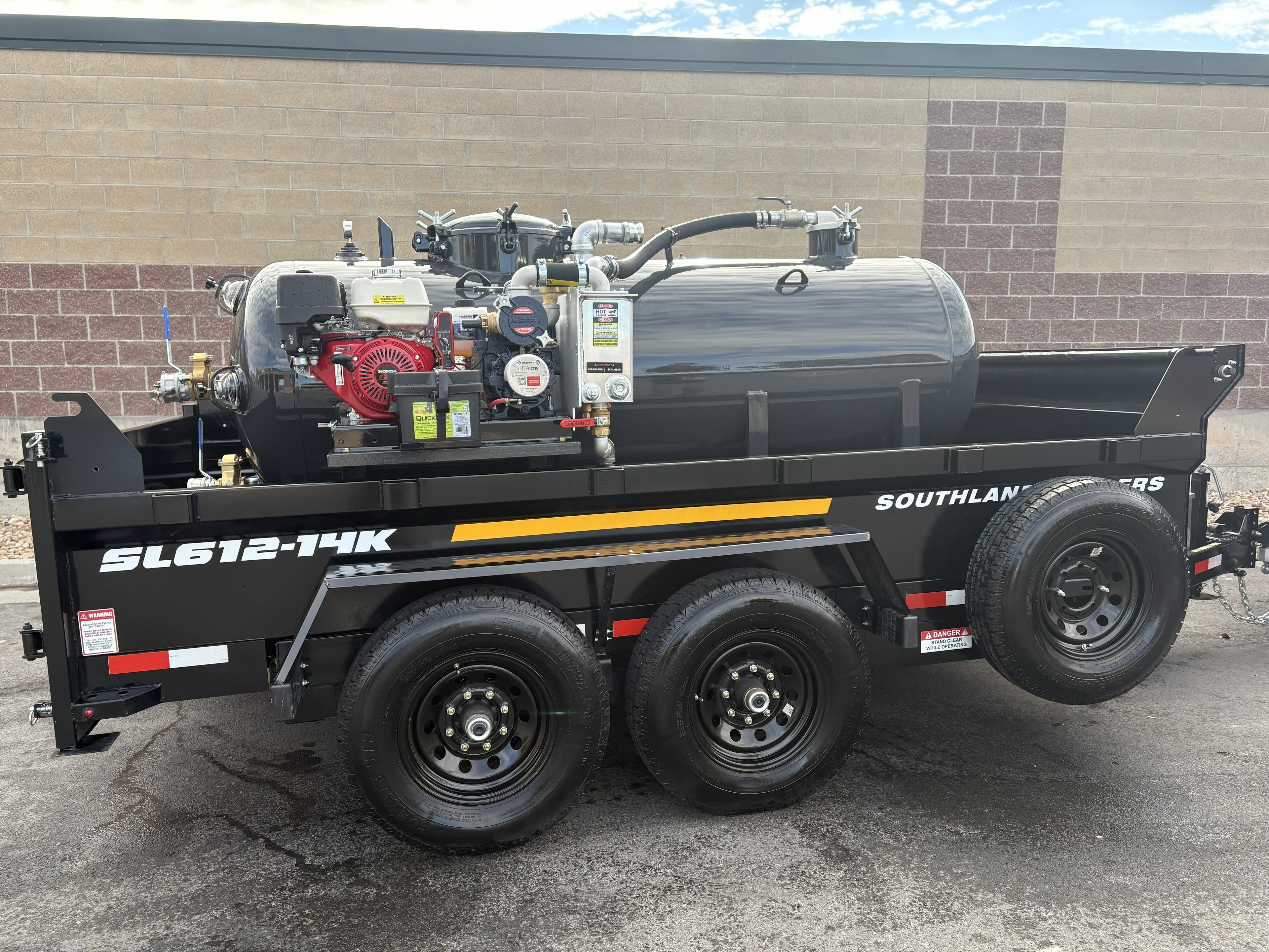 500 Gallon Slide In Vacuum Tank on Dump Trailer